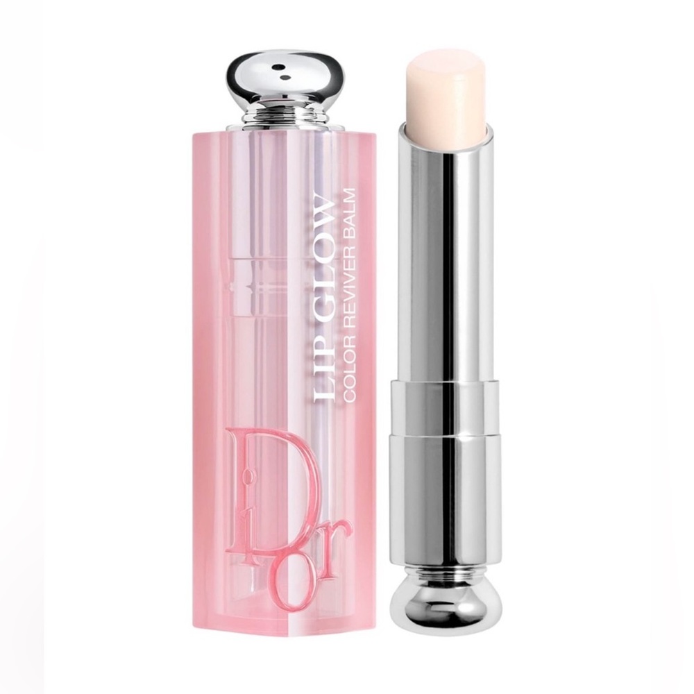 The 1st Dior lip balm formulated Color: UNIVERSAL CLEAR